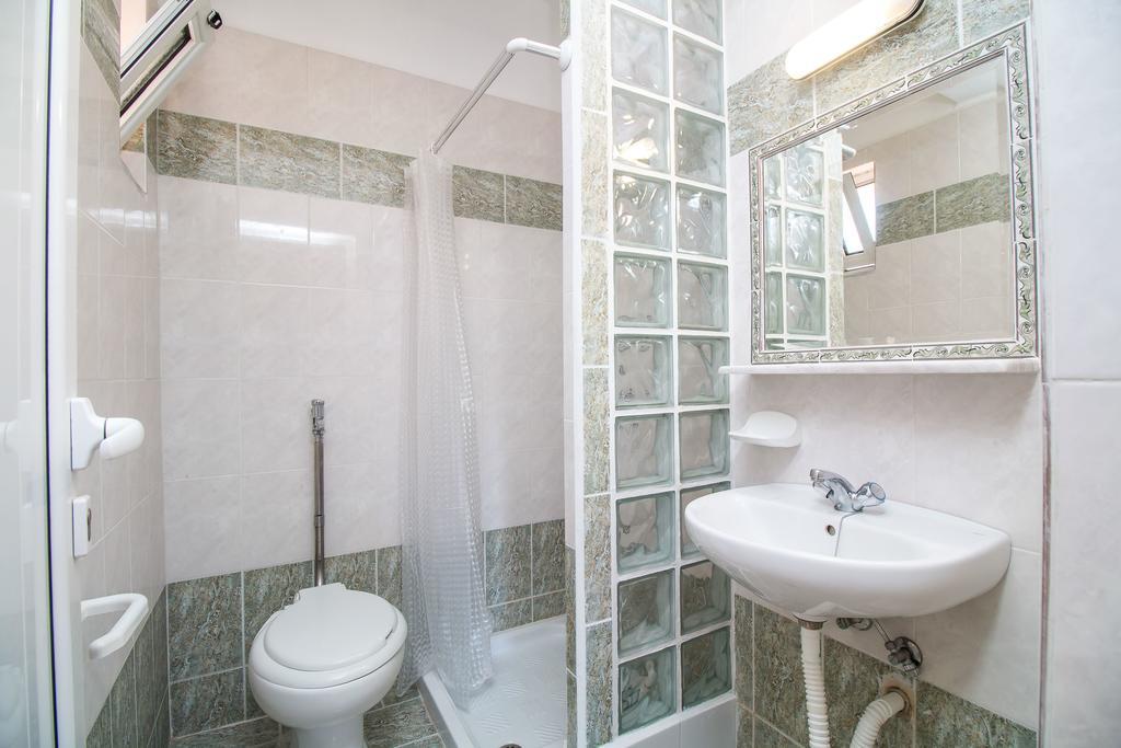 Mosaic Gardens Apartment Faliraki Ngoại thất bức ảnh