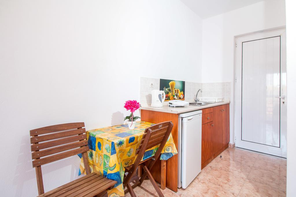 Mosaic Gardens Apartment Faliraki Ngoại thất bức ảnh